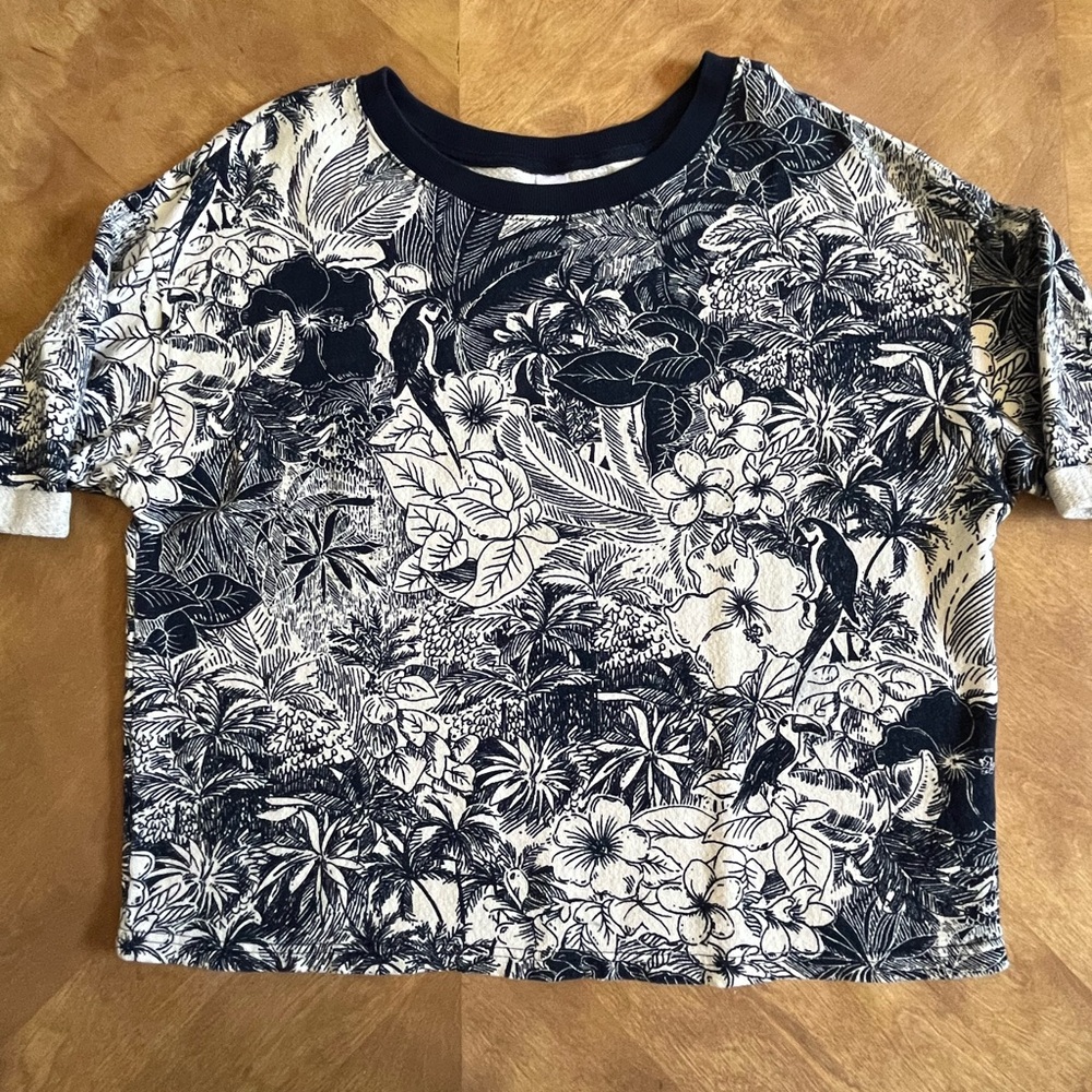 Old Navy White and Blue Floral Shirt | M Tall